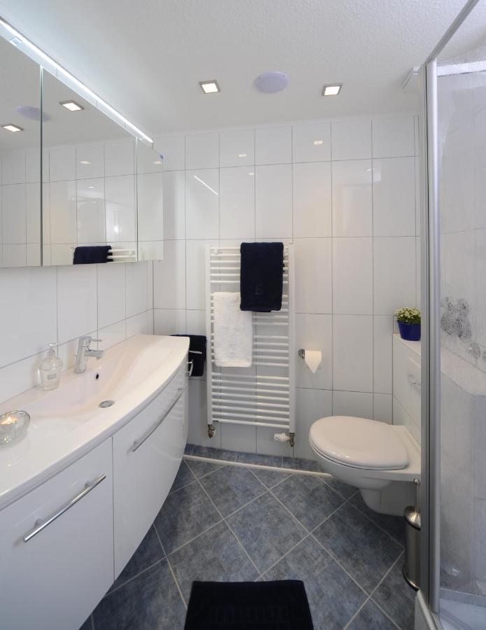 Lichtdurchflutete Ferienwohnung Mit Suedbalkon Вангероге Экстерьер фото